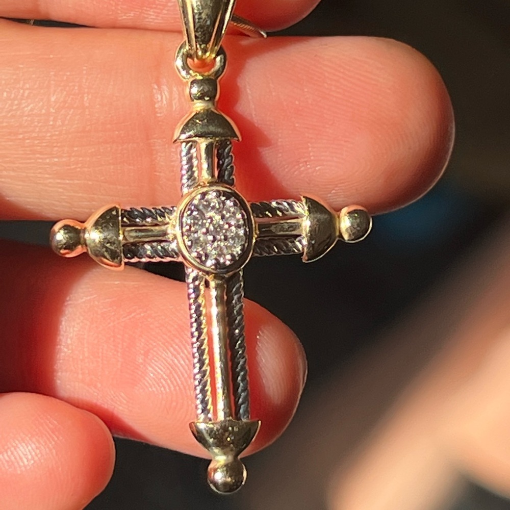 14k gold Diamond Cross snake chain necklace -New with tags! - Picture 5 of 15